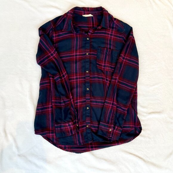 Hollister, Navy/Pink/Burgundy Plaid Button-Down, Size M - Picture 3 of 11
